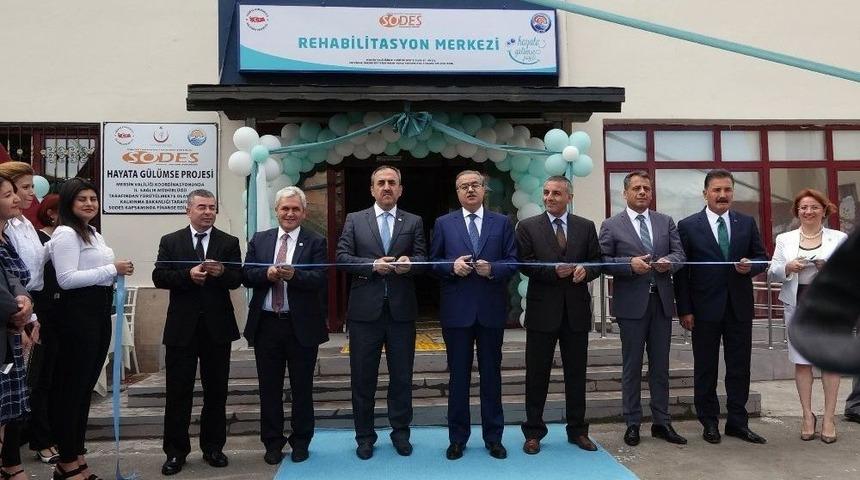 &rsquo;hayata G&uuml;l&uuml;mse Projesi&rsquo; İle Yaşama Bağlanacaklar