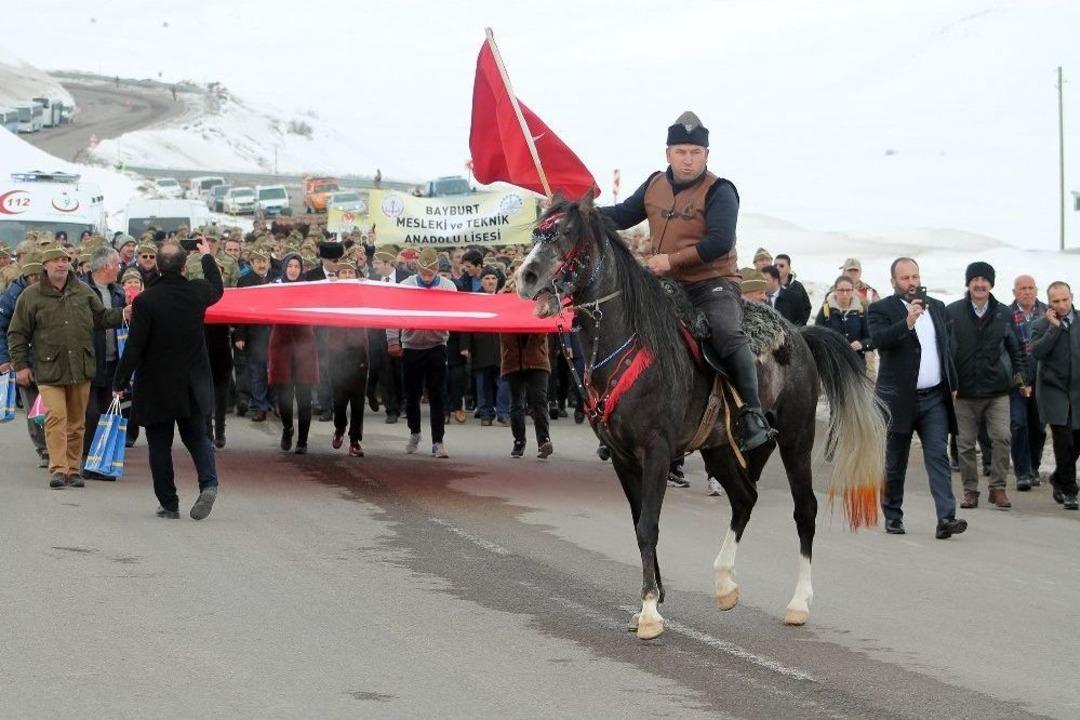 Bayburt Şehitlerine Y&uuml;r&uuml;d&uuml;