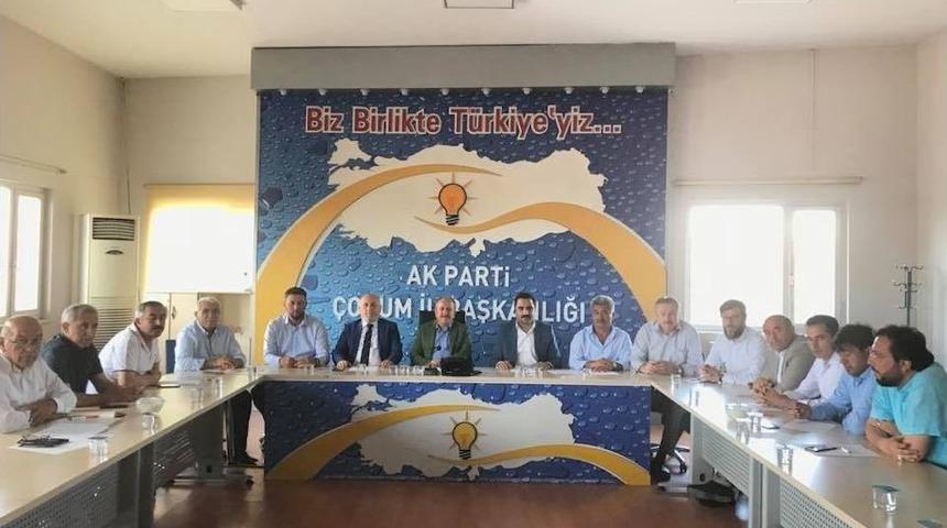 Ak Parti Teşkilatlarından Se&ccedil;im Değerlendirme Toplantısı