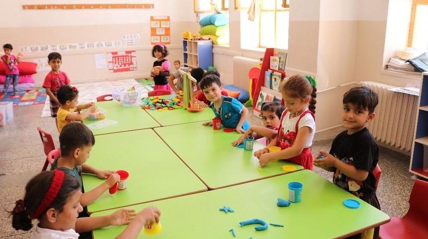 Şanlıurfa&rsquo;da Suriyeli &Ccedil;ocuklar İ&ccedil;in Anasınıfı A&ccedil;ıldı