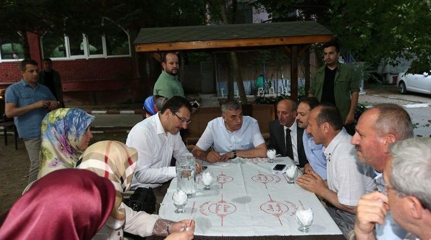 Başkan To&ccedil;oğlu Akyazı Teşkilatıyla Bir Araya Geldi