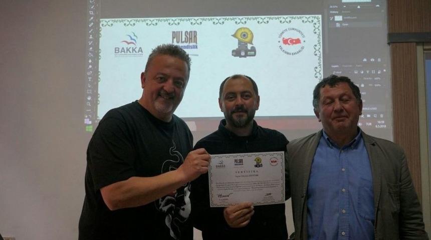 Zfd - Bakka İşbirliğinde D&uuml;zenlenen Photoshop Eğitimi Tamamlandı