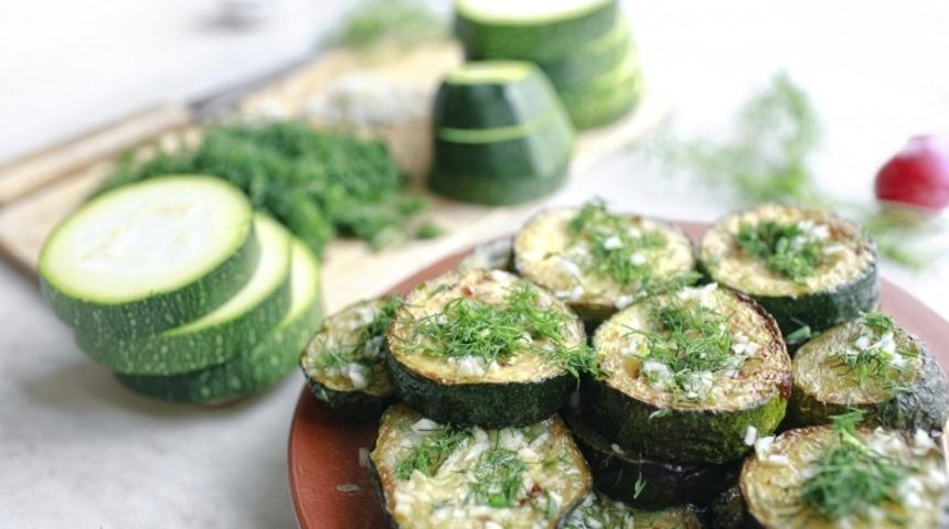 Sarımsaklı Kabaklar