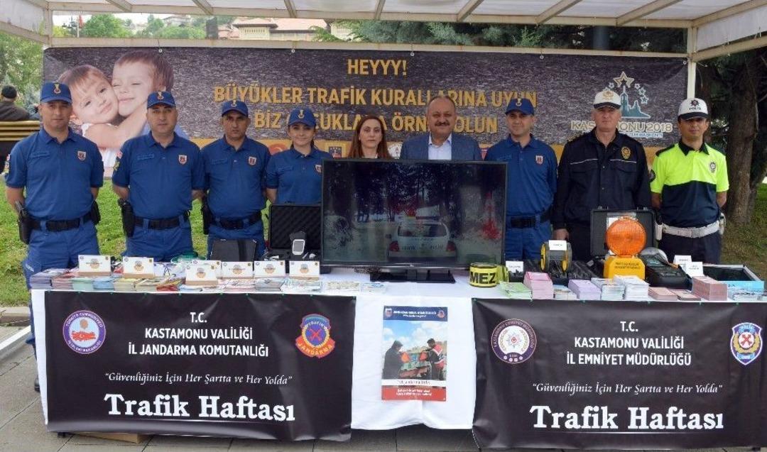 Kastamonu&rsquo;da Trafik G&uuml;venliği Sergisi A&ccedil;ıldı