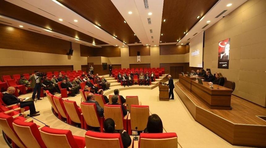 &Ccedil;orum Belediye Başkan Zeki G&uuml;l,