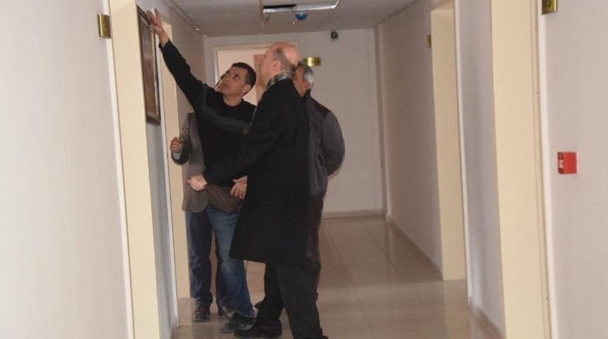 Başkan Bozkurt, Şuhut Belediyesi Oteli&rsquo;nde İncelemelerde Bulundu