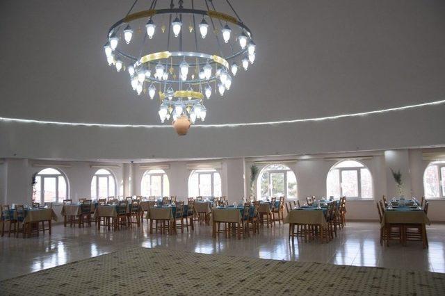 Başkan Bozkurt, Şuhut Belediyesi Oteli’nde İncelemelerde Bulundu 3