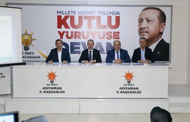 Başkan Kutlu Toplantıda Belediyenin Çalışmalarını Anlattı