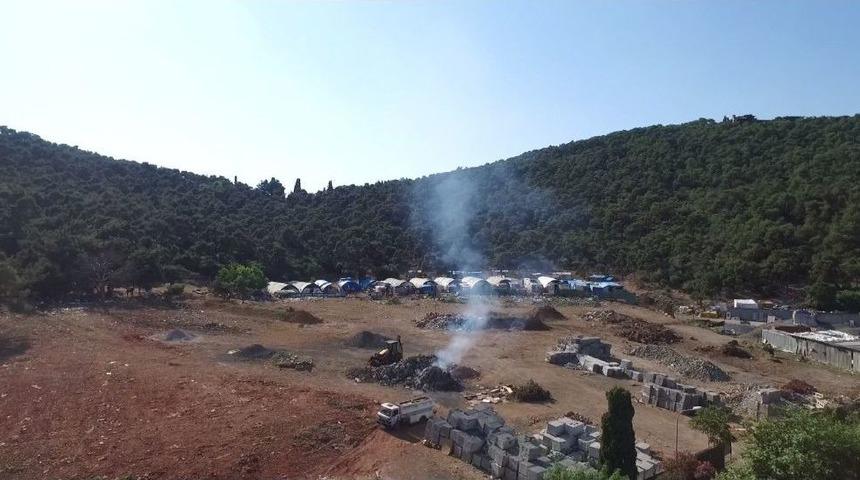 Adalarda &Ccedil;&ouml;p Yakma Skandalı