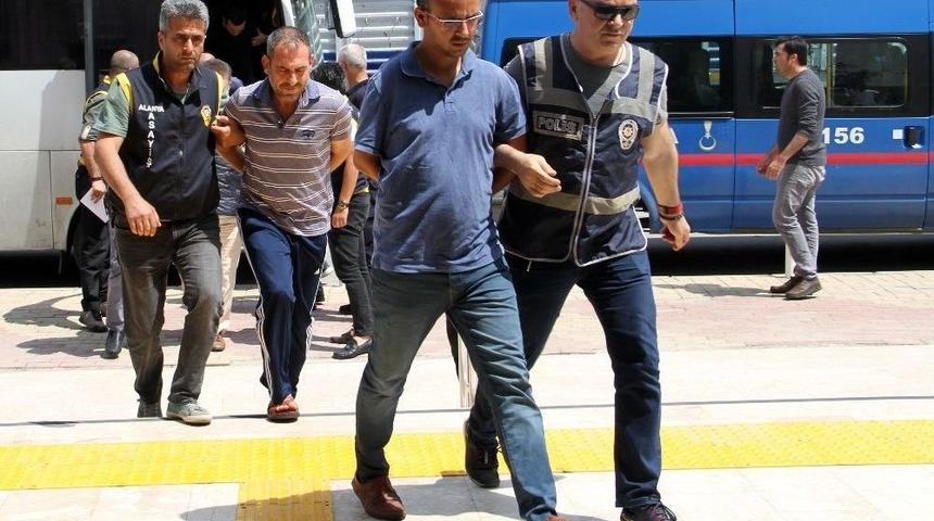 Alanya&rsquo;daki Fuhuş Operasyonunda G&ouml;zaltına Alınan 14 Ş&uuml;pheli Adliyede
