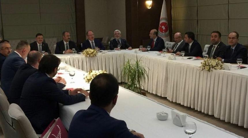 Baro Başkanı Av. Adem Akt&uuml;rk, Adalet Bakanı G&uuml;l&rsquo;&uuml;n Konuğu Oldu