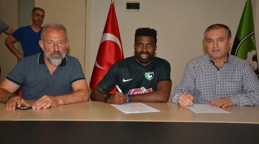 Mbamba, Denizlispor İle S&ouml;zleşme İmzaladı