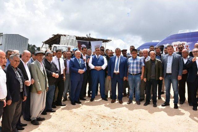 Tarsus’ta Terliktepe Camisi’nin Temeli Atıldı