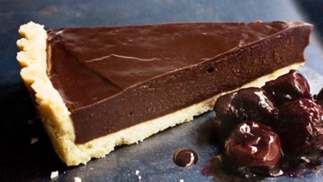 Bitter Çikolatalı Tart