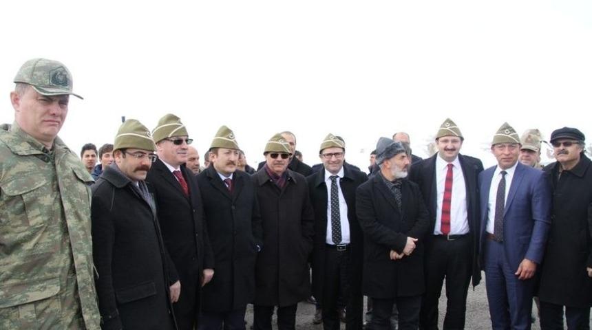 Bayburt 100. Yılda Ş&uuml;hedaya Y&uuml;r&uuml;d&uuml;