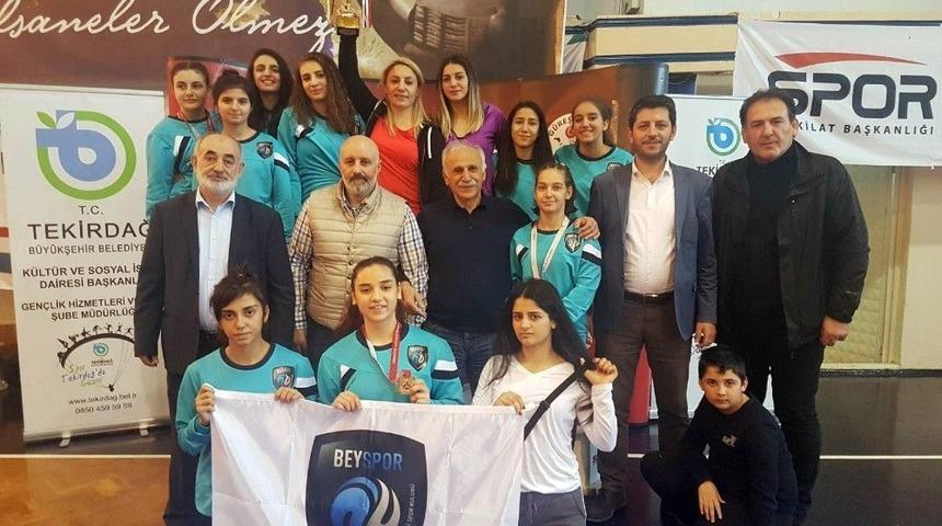 Beyoğlu Belediyesi Spor Kul&uuml;b&uuml;&rsquo;nden G&uuml;reşte B&uuml;y&uuml;k Başarı