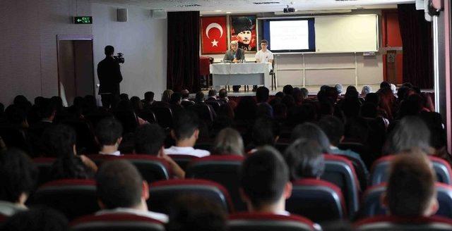 Öğrencilerden Başkan Karaosmanoğlu’na Çevre Kulübü Diploması