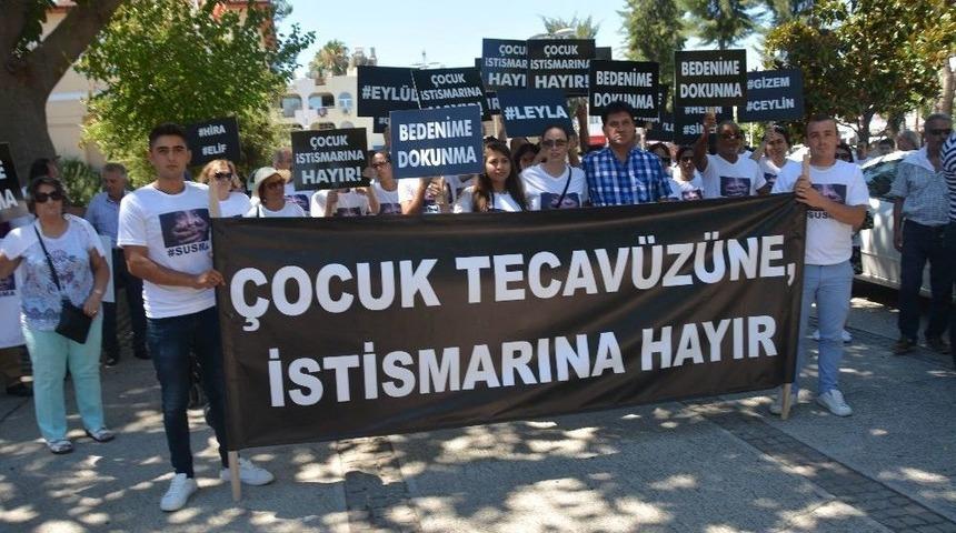 Antalya&rsquo;da &Ccedil;ocuk İstismarı Protesto Edildi