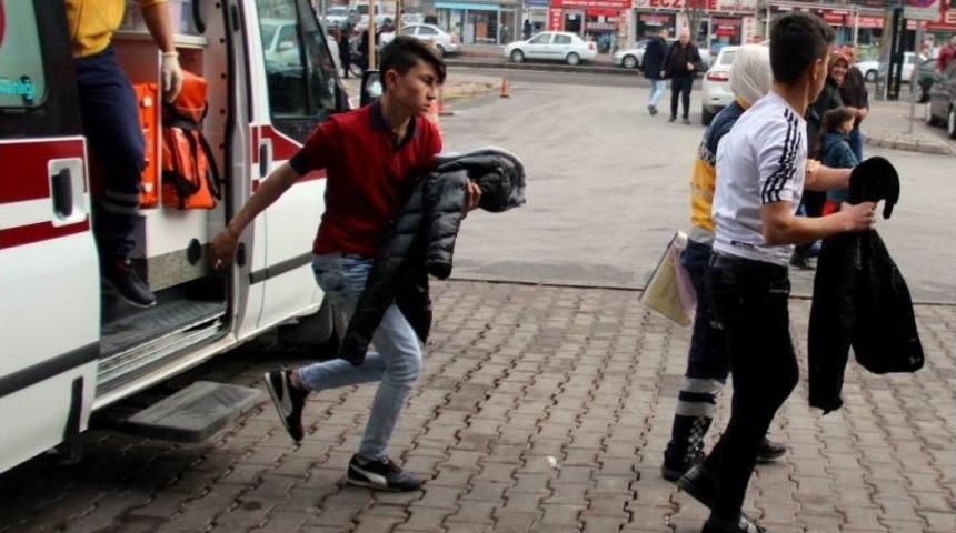 Naftalinden Etkilenen 12 &Ouml;ğrenci Hastanelik Oldu