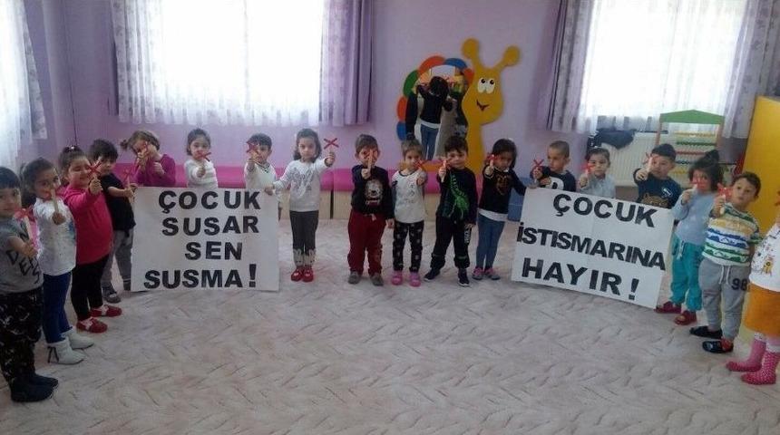 Hem Annelere Hem De &Ccedil;ocuklara İstismar Eğitimi