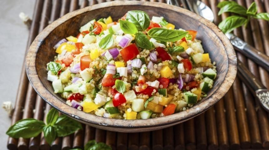 Renkli Kinoa Kısır