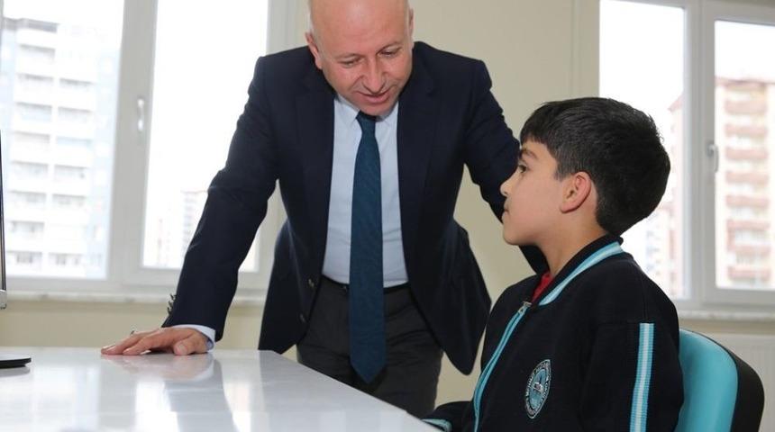 Kocasinan Belediyesi Geleceğin Teknoloji Yıldızlarını Yetiştiriyor