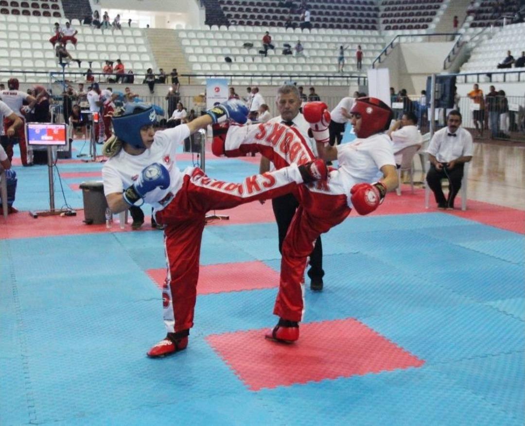 T&uuml;rkiye Kick Boks Şampiyonası Elazığ&rsquo;da Başladı