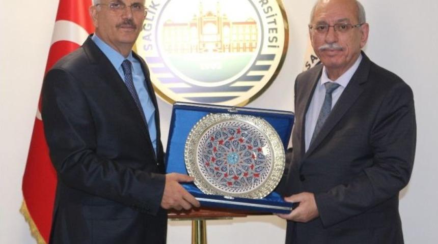 Türk Tarih Kurumu Ve Sağlık Bilimleri Üniversitesi Arasında Bilimsel İş Birliği Protokolü