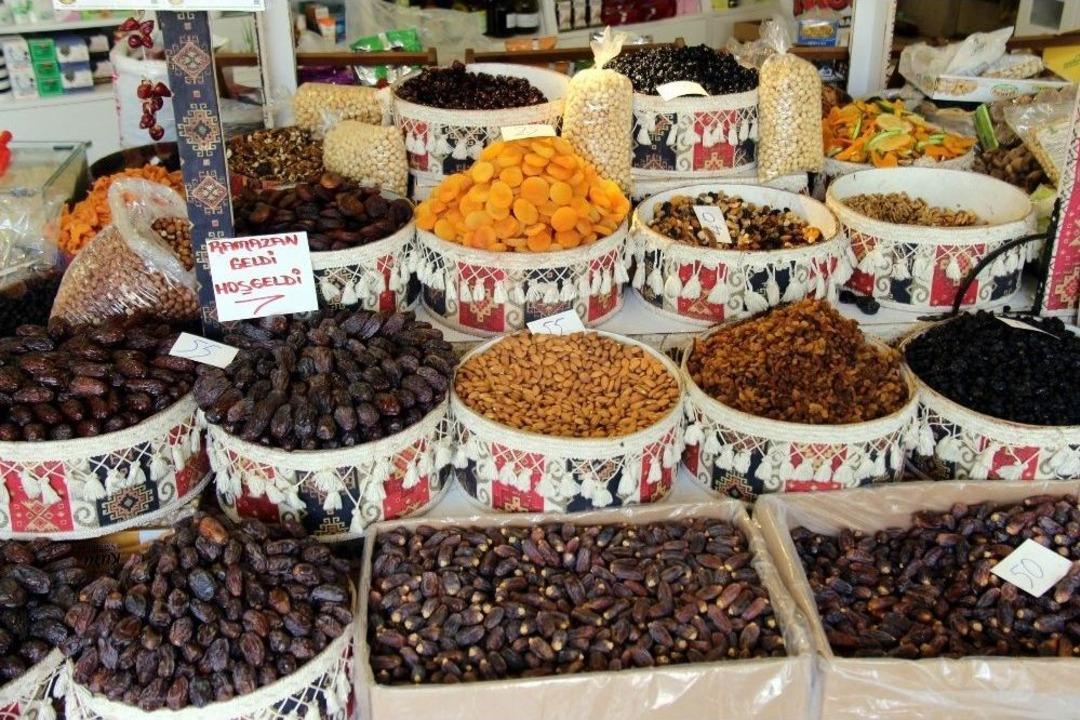 Ramazan&rsquo;a Ramak Kala Kuru Yemişler Fırladı