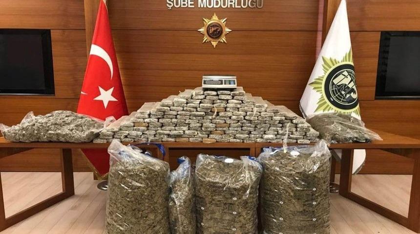 İstanbul&rsquo;da 200 Kilo Esrar Ele Ge&ccedil;irildi