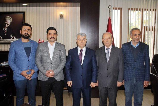 Manavgatlı Pazarcılardan Mehmet&ccedil;iğe 13 Bin 365 Tl Destek 1