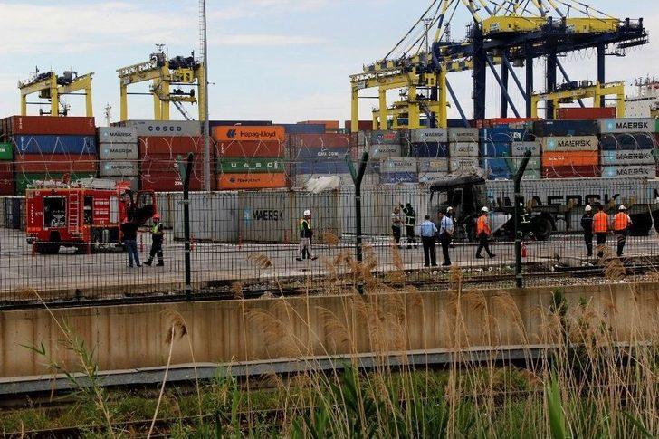 İskenderun Limanı’nda Tır Yandı G2