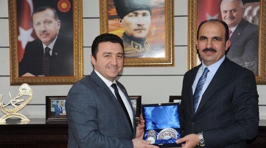 Sel&ccedil;uklu Belediye Başkanı Uğur İbrahim Altay&rsquo;ın Boz&uuml;y&uuml;k Ziyareti