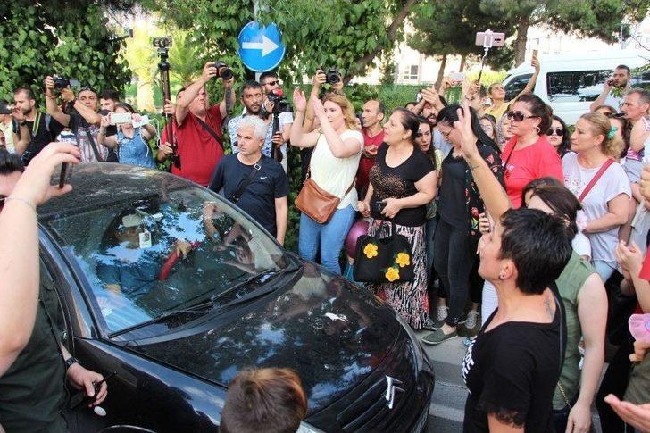 İstismar Ve Cinayetlere Karşı Yapılan Eylemde Gerginlik G3