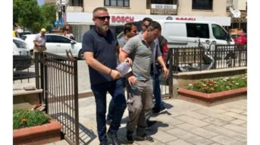 Kuşadası&rsquo;nda Hırsızlık Ş&uuml;phesiyle Aranan Zanlı Yakalandı