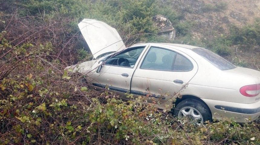 Yoğun Sis Ve Trafik Kazası: 1 &Ouml;l&uuml;, 2 Yaralı
