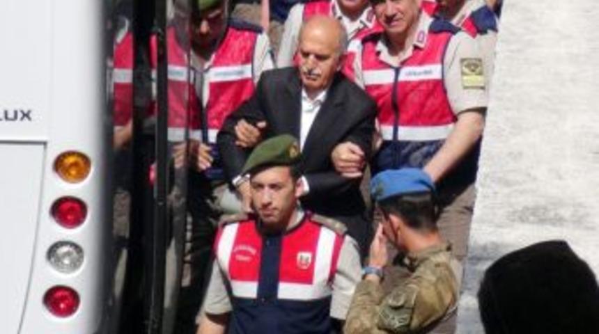 Fet&ouml;&rsquo;den Yargılanan Vali Harput&rsquo;un 50 Bin Lira Kefaletle Tahliyesine Karar Verildi