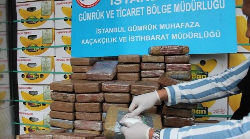 Muz Y&uuml;kl&uuml; Konteynerde 27 Milyon Liralık Kokain Ele Ge&ccedil;irildi