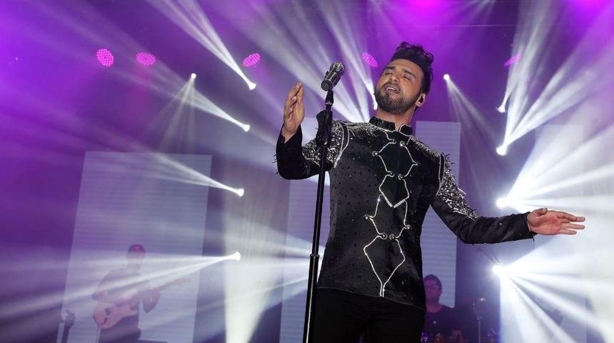 Emre Kaya&rsquo;dan &Ouml;zel Ceket