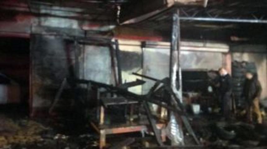 Alanya&rsquo;da İşyeri Yangını Korkuttu