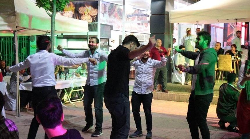 İkinci &Ccedil;arşı Esnafından "ekonomiye Can Suyu" Adıyla Sıra Gecesi