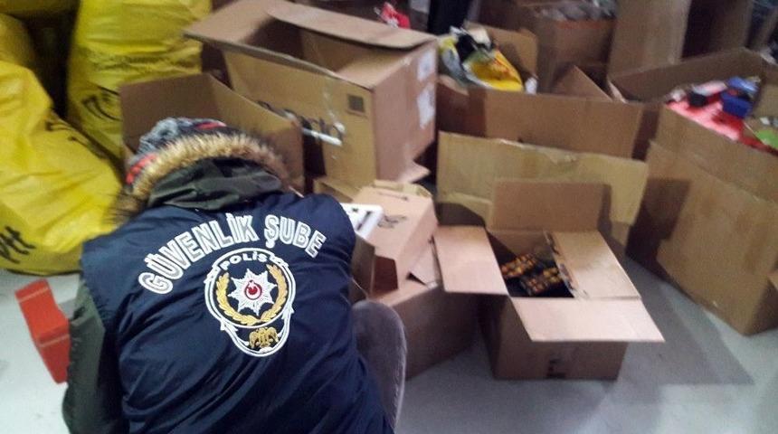 İstanbul Polisi&rsquo;nden Cinsel G&uuml;c&uuml; Artırıcı Sahte İla&ccedil; Tesisine Operasyon:2 G&ouml;z Altı