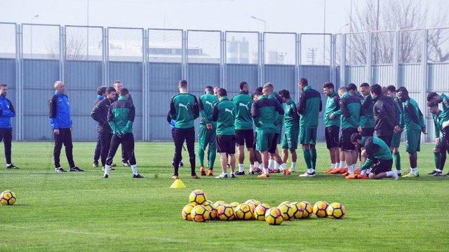 Bursaspor, Galatarasay Maçı Öncesi Moral Depoladı