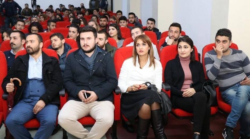 Dr. Canova: "&ccedil;ocuk İstismarlarının &Ouml;n&uuml;ne Ge&ccedil;ilmesinin En &Ouml;nemli Etkeni Eğitim"