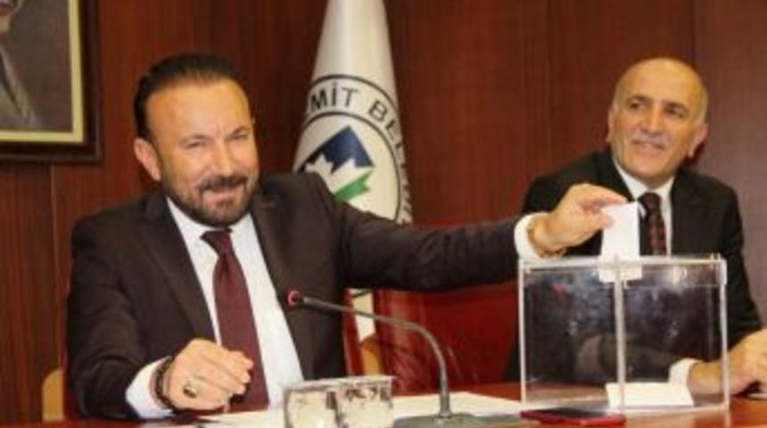 İzmit Belediyesi Mayıs Ayı Meclisi Ger&ccedil;ekleştirildi