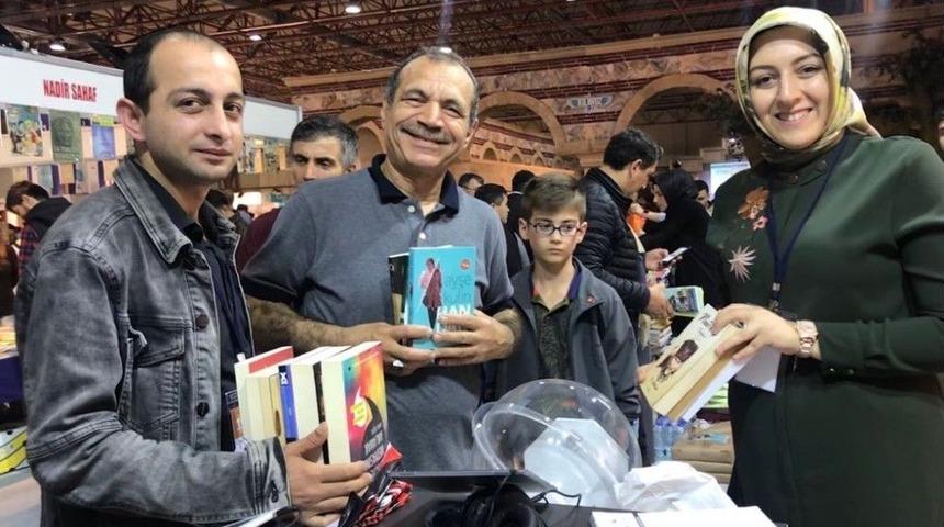 Kitap Fuarı&rsquo;nda Ko-mek Farkı