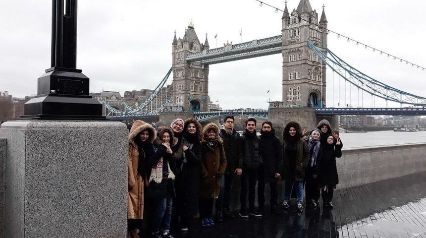 Atakum Anadolu İhl &Ouml;ğrencileri İngiltere&rsquo;den D&ouml;nd&uuml;