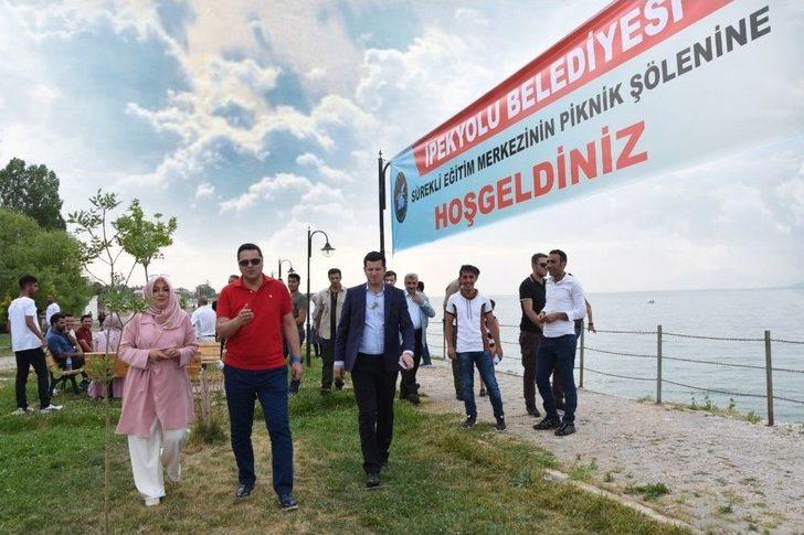 İpekyolu Belediyesinden Öğrencilere Piknik G3