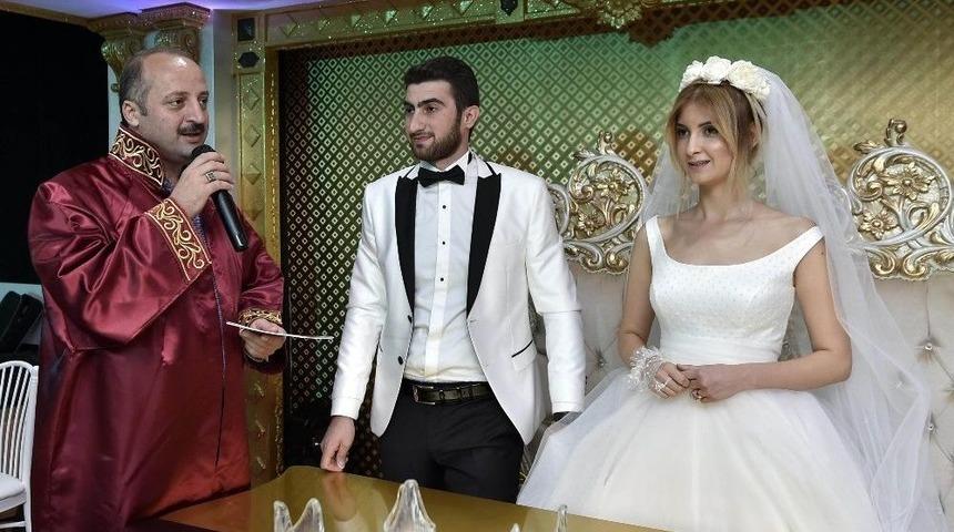 Mamak&rsquo;ta 19 G&uuml;nde 229 &Ccedil;ift &rsquo;&rsquo;evet&rsquo;&rsquo; Dedi