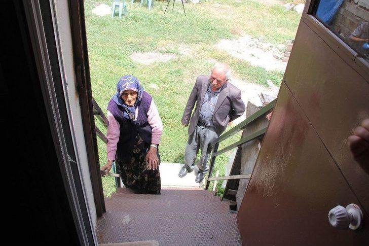 (özel) Yaşını Kendi Bile Bilmiyor G3